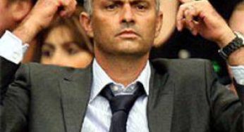 Cdm – Mourinho: “Voglio Cavani”. Lo Special One in contatto diretto col Matador