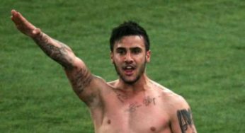 VIDEO – Esulta sotto la curva facendo il saluto nazista. La federcalcio lo squalifica a vita