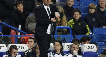 Benitez in pole per la panchina. Il tecnico pronto a portare un giocatore del Chelsea