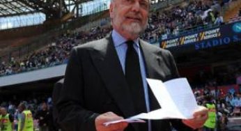 De Laurentiis su Twitter: “Biglietti online solo per chi ha la tessera del tifoso”