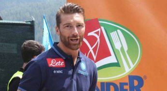 SKY – Ultimi autografi di De Sanctis ai tifosi del Napoli: oggi potrebbe andare alla Roma