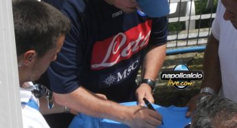 VIDEO @DIMARO – Tifosi scatenati con Benitez: “Ti facciamo una statua…non ti chiami più Rafa ma Rafè”