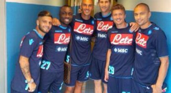 FOTO – Armero su Twitter: “Compañeros Napoli”