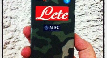 FOTO – Spunta la cover “da battaglia” del Napoli: eccola nelle mani di un tifoso