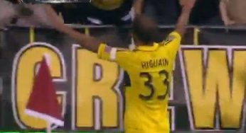 VIDEO – Il cucchiaio ‘magico’ del fratello di Higuaín fa “venire giù” lo stadio