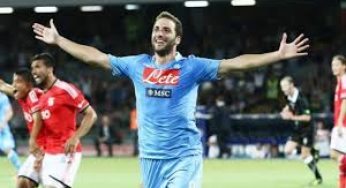 FOTO – Higuain si gode Napoli: “Guardando il panorama, mentre…”