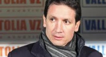 TS – Se arriva un centrocampista, si profila una cessione eccellente: due grandi club vogliono uno svizzero del Napoli