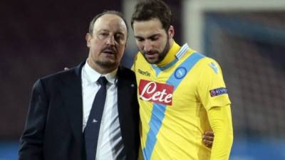 Benitez-ed-Higuain-Dopo-Napoli-Arsenal-620x350