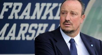 Benitez: “Siamo sulla strada giusta. Io parlo di calcio, le autorità pensino a quanto accaduto sabato”