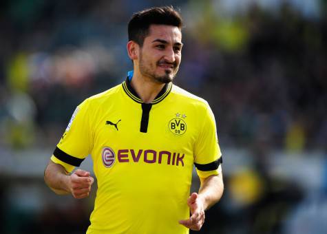 FUERTH, GERMANY - APRIL 13:  Ilkay Guendogan of Dortmund celebrates after scoring their fourth goal goal during the Bundesliga match between SpVgg Greuthern Fuerth and Borussia Dortmund at Trolli-Arena on April 13, 2013 in Fuerth, Germany.  (Photo by Lennart Preiss/Bongarts/Getty Images)