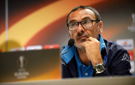 epa04957628 SSC Napoli's head coach Maurizio Sarri attends a press conference in Warsaw, Poland, 30 September 2015. SSC Napoli will face Legia Warsaw in the UEFA Europa League group D soccer match on 01 October 2015 in Warsaw.  EPA/BARTLOMIEJ ZBOROWSKI POLAND OUT