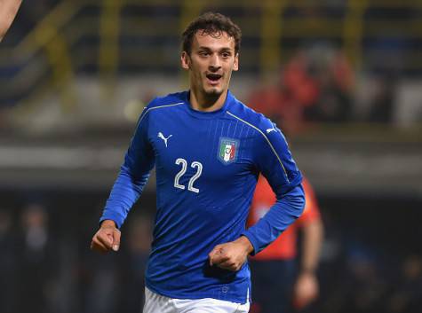 BOLOGNA, ITALY - NOVEMBER 17: Manolo Gabbiadini of Italy celebrates after scoring the opening goal during the international friendly match between Italy and Romania at Stadio Renato Dall'Ara on November 17, 2015 in Bologna, Italy. (Photo by Valerio Pennicino/Getty Images)