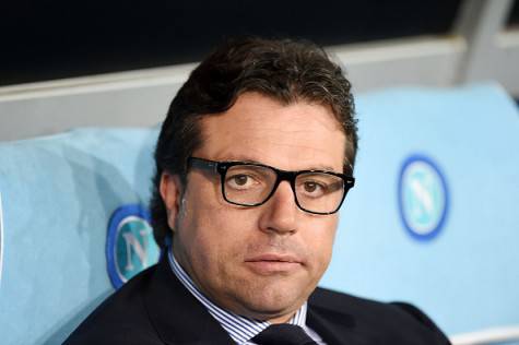 NAPLES, ITALY - NOVEMBER 05: Napoli's sport director Cristiano Giuntoli looks on during the UEFA Europa League Group D match between SSC Napoli and FC Midtjylland at Stadio San Paolo on November 5, 2015 in Naples, Italy. (Photo by Francesco Pecoraro/Getty Images)