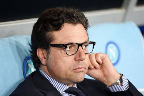 NAPLES, ITALY - NOVEMBER 05: Napoli's sport director Cristiano Giuntoli looks on during the UEFA Europa League Group D match between SSC Napoli and FC Midtjylland at Stadio San Paolo on November 5, 2015 in Naples, Italy. (Photo by Francesco Pecoraro/Getty Images)