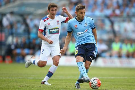 SYDNEY, AUSTRALIA - JANUARY 09: Milos Ninkovic of Sydney FC shoots at goal  during the round 14 A-League match between Sydney FC and the Newcastle Jets at ANZ Stadium on January 9, 2016 in Sydney, Australia.  (Photo by Mark Kolbe/Getty Images)