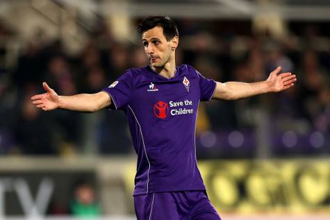 FLORENCE, ITALY - FEBRUARY 14: Nikola Kalinic of ACF Fiorentina reacts during the Serie A match between ACF Fiorentina and FC Internazionale Milano  at Stadio Artemio Franchi on February 14, 2016 in Florence, Italy.  (Photo by Gabriele Maltinti/Getty Images)