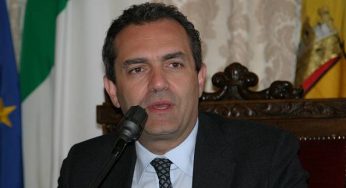 San Paolo, De Magistris: “Tornerà a splendere. ADL? Aspettiamo le scuse”