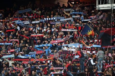 Tifosi di Genoa e Napoli