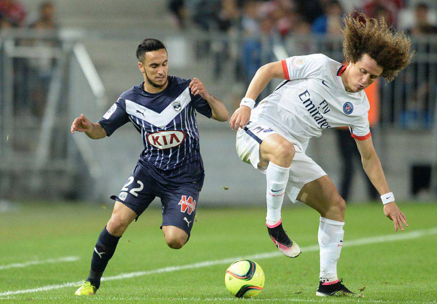 Adam Ounas fronteggia David Luiz © Getty Images