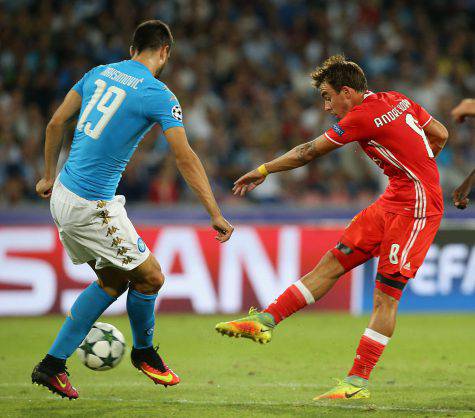 Nikola Maksimovic in Napoli-Benfica © Getty Images