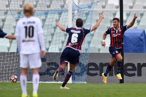 Trotta attaccante Crotone