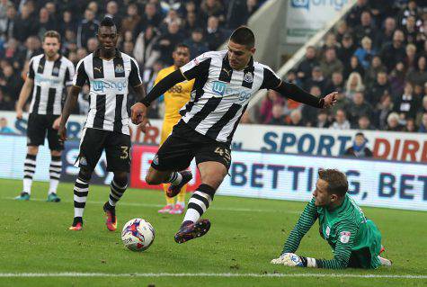 Mitrovic attaccante Newcastle