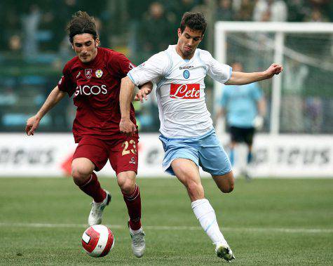 Yuri Garics con la maglia del Napoli ©Getty