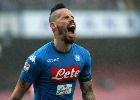 Hamsik esulta