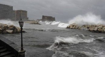 Meteo Napoli, domenica 18 marzo: temporali e vento forte