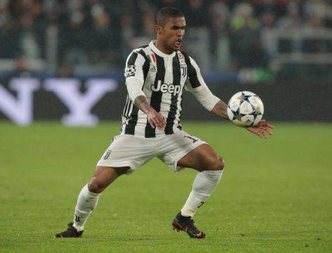 Douglas Costa esultanza