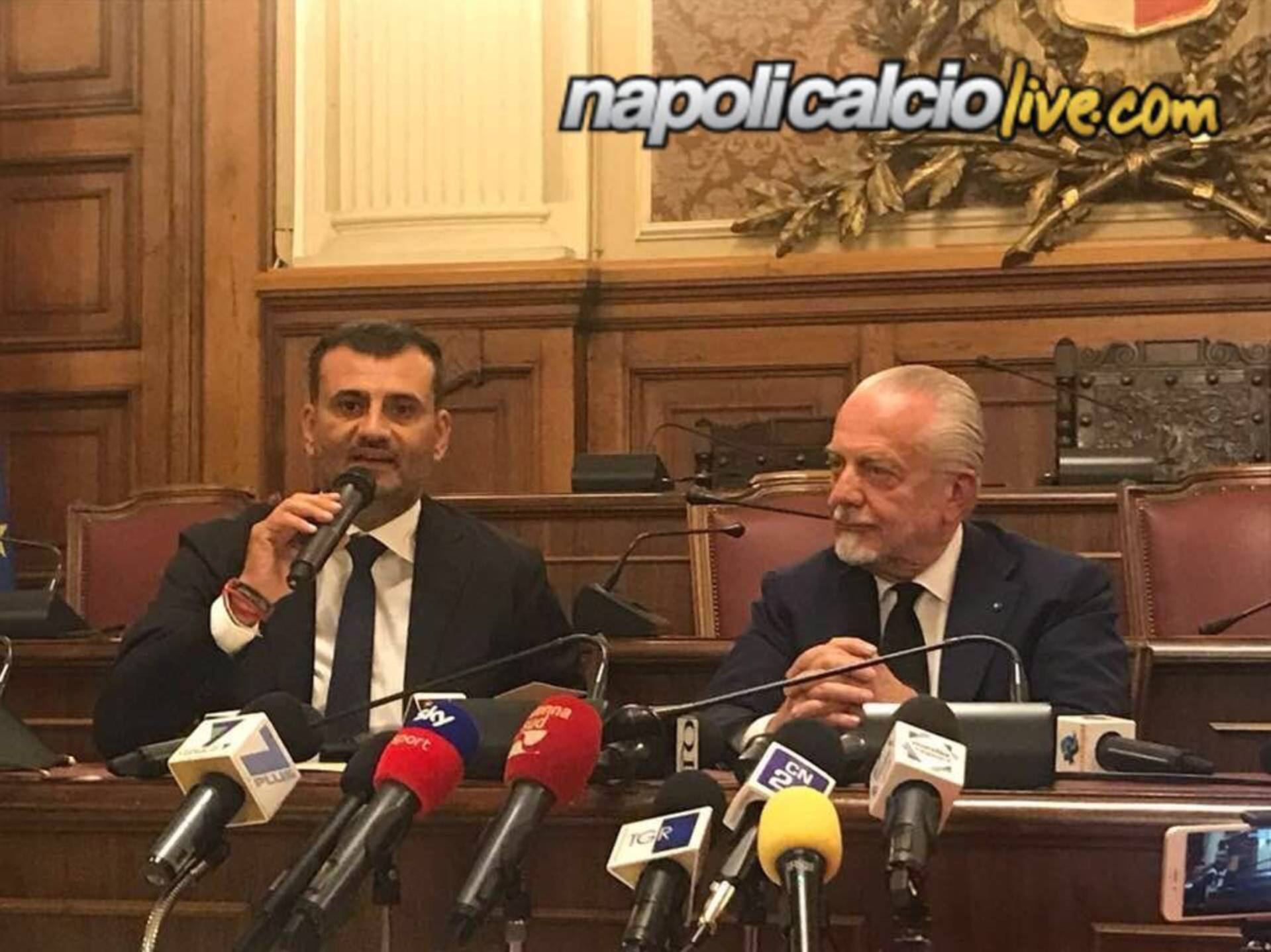 De Laurentiis conferenza stampa Bari