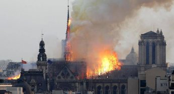 Tragedia a Parigi: incendio alla cattedrale di Notre Dame [VIDEO]