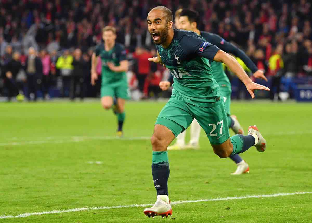 lucas moura napoli