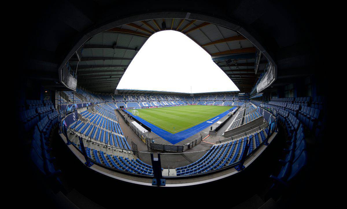 Genk Napoli stadio Sky problemi