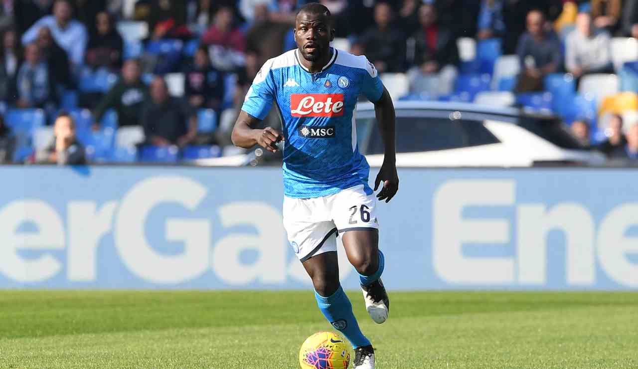 Kalidou Koulibaly resta a Napoli