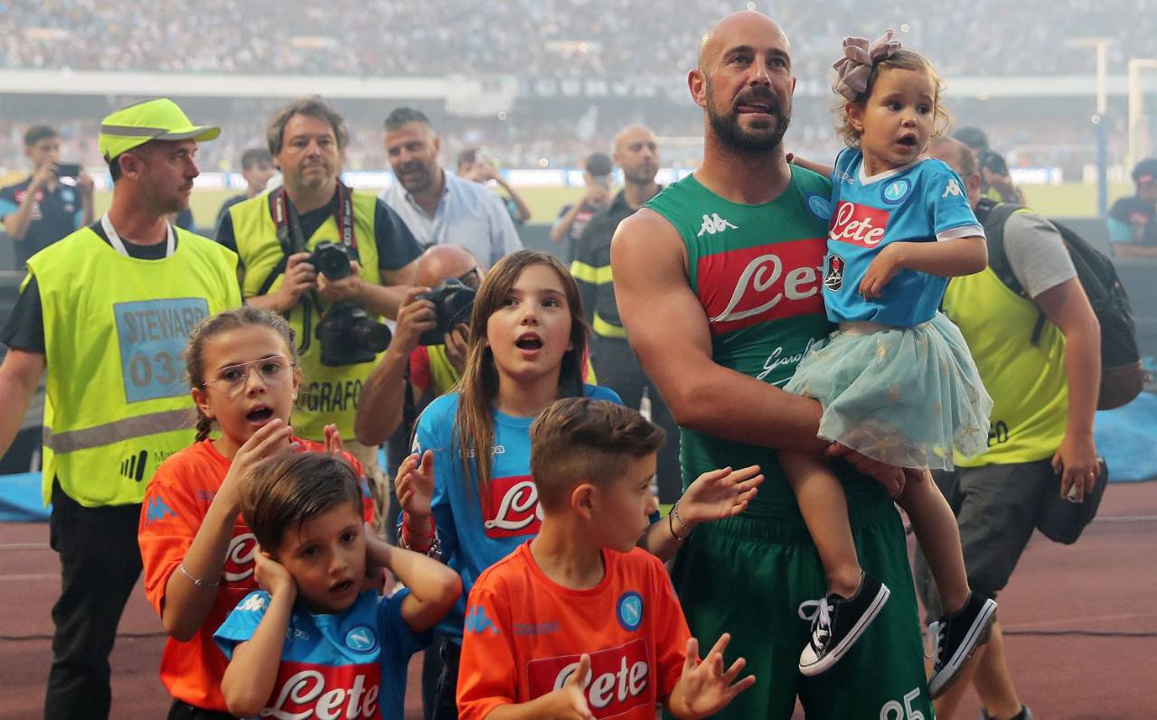 Reina curva Napoli