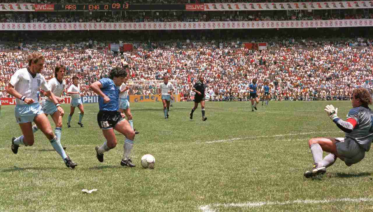 maradona gol del secolo messico 1986 