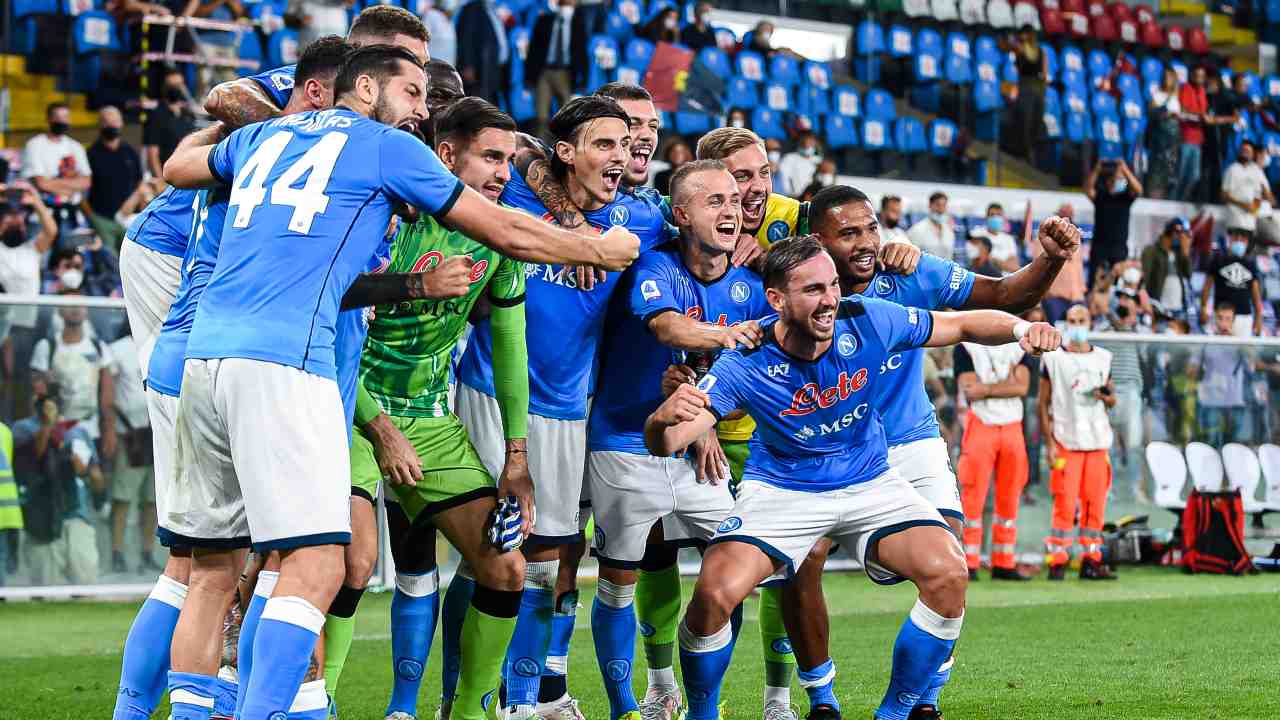 Calciatori del Napoli in posa per la foto