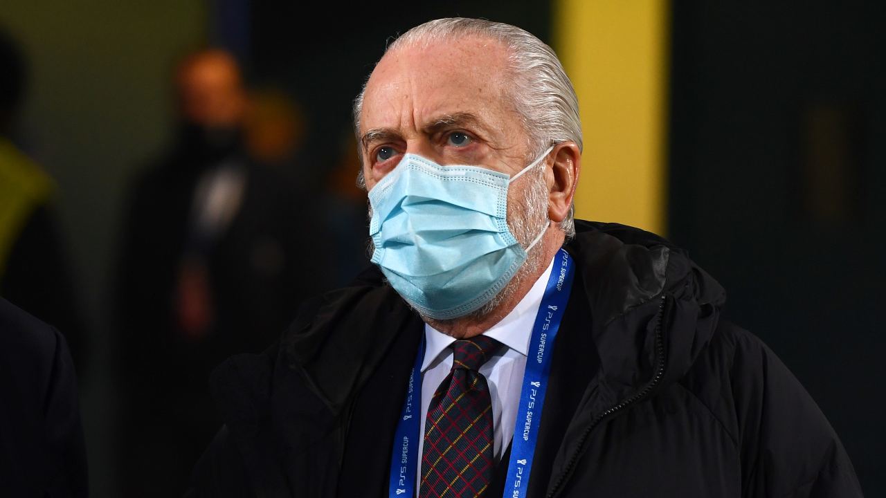 Aurelio De Laurentiis con la mascherina