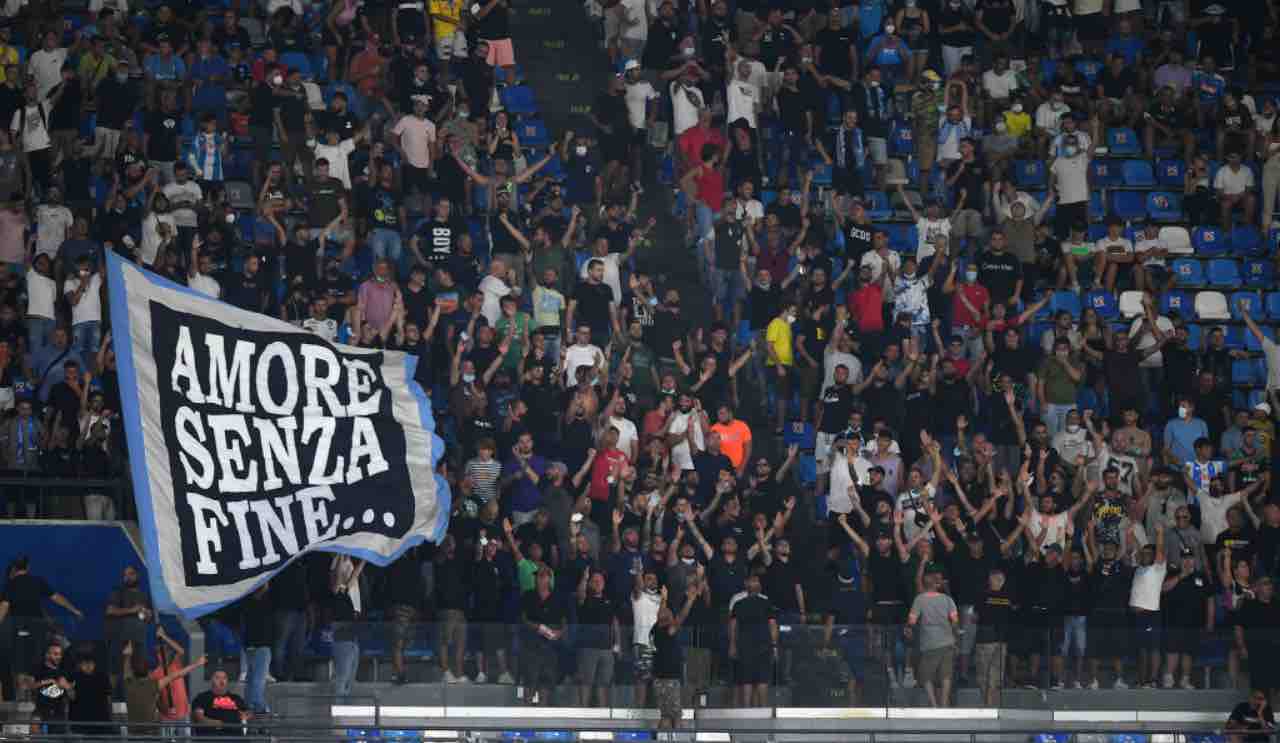 Napoli-Venezia, i tifosi sugli spalti