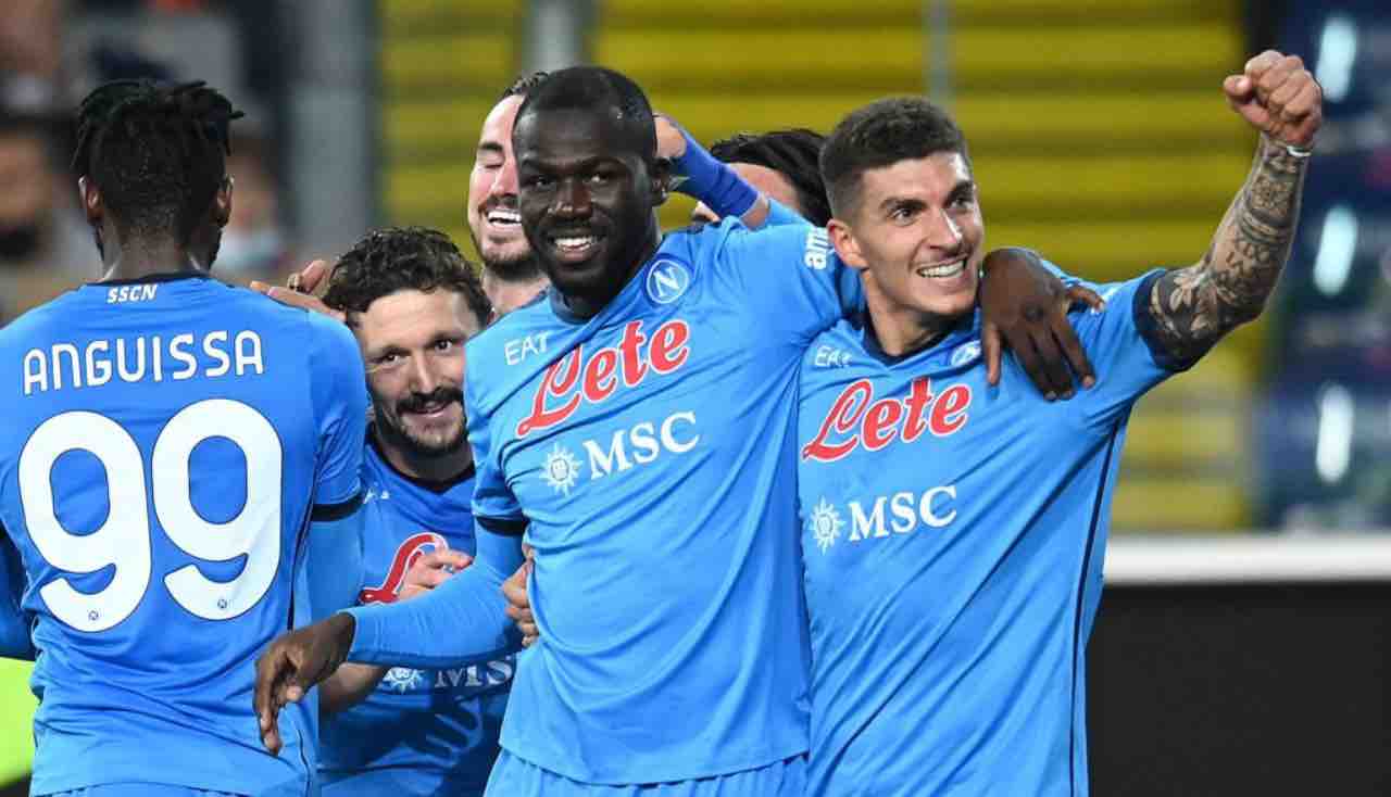 Koulibaly esulta con Di Lorenzo in Udinese-Napoli