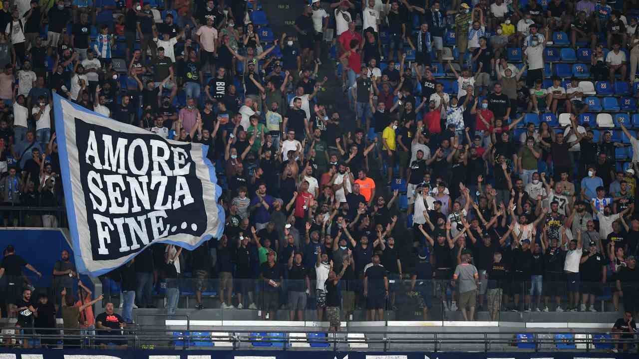 I tifosi del Napoli allo stadio Maradona 