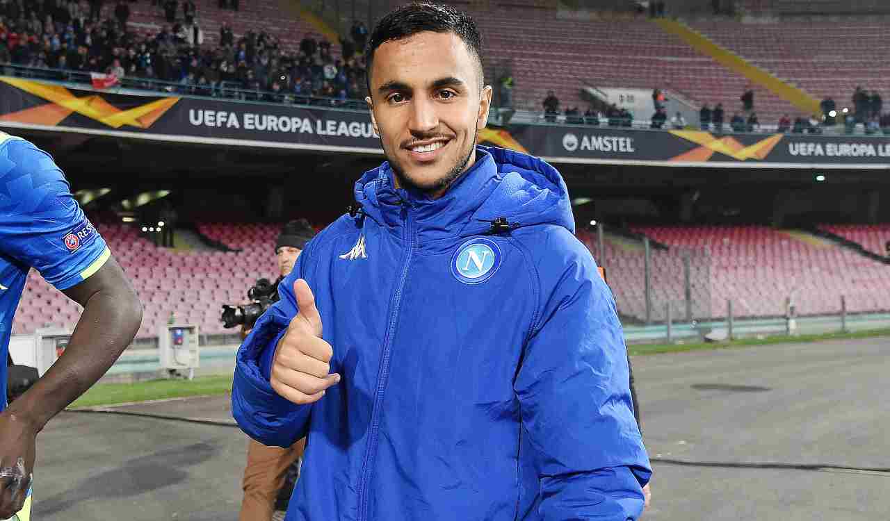 Adam Ounas esulta