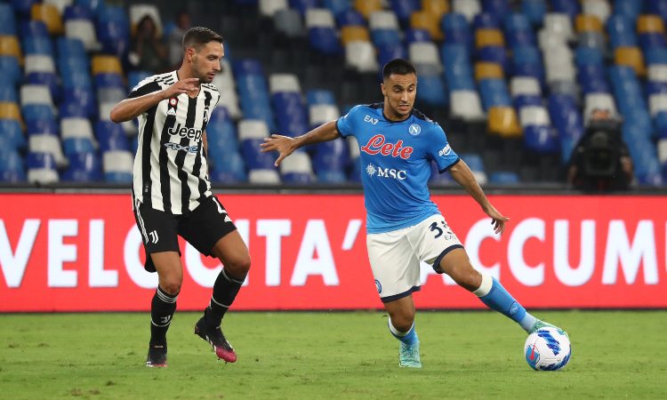 Adam Ounas in azione