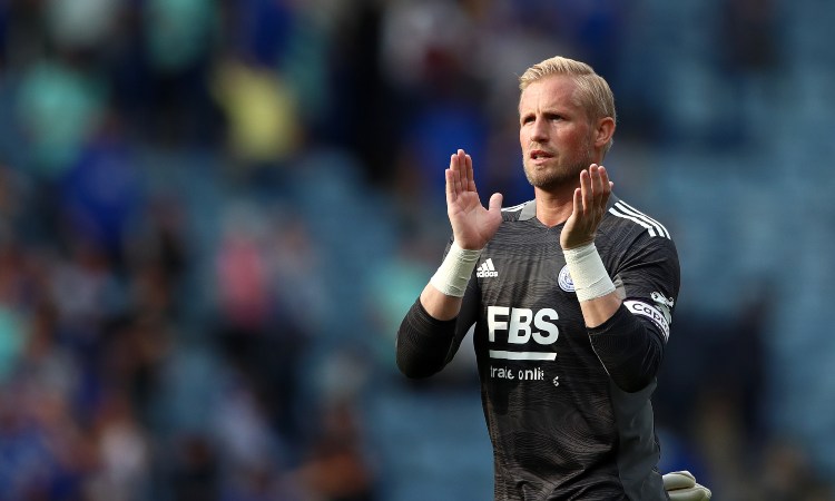 Schmeichel portiere Leicester