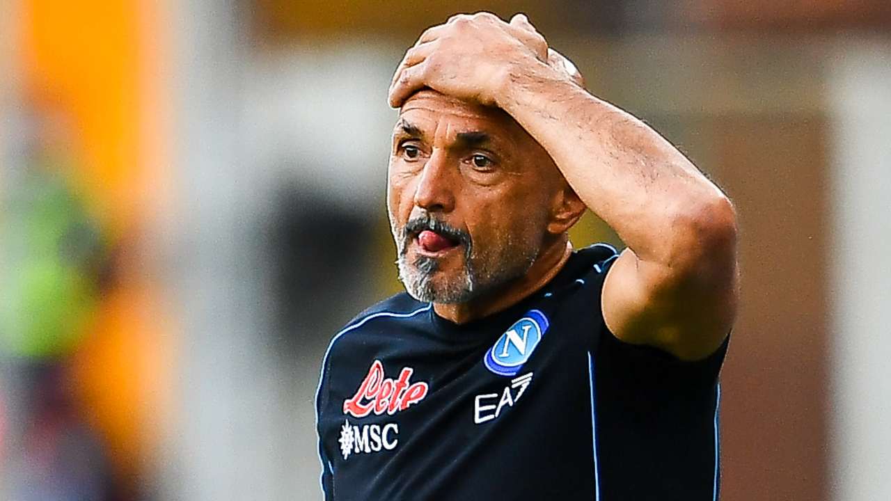 Luciano Spalletti pensieroso