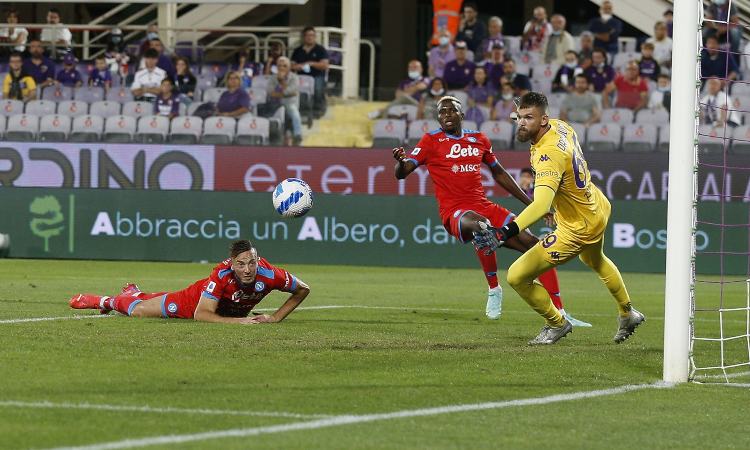 Rrahmani, Osimhen e Dragowski in azione