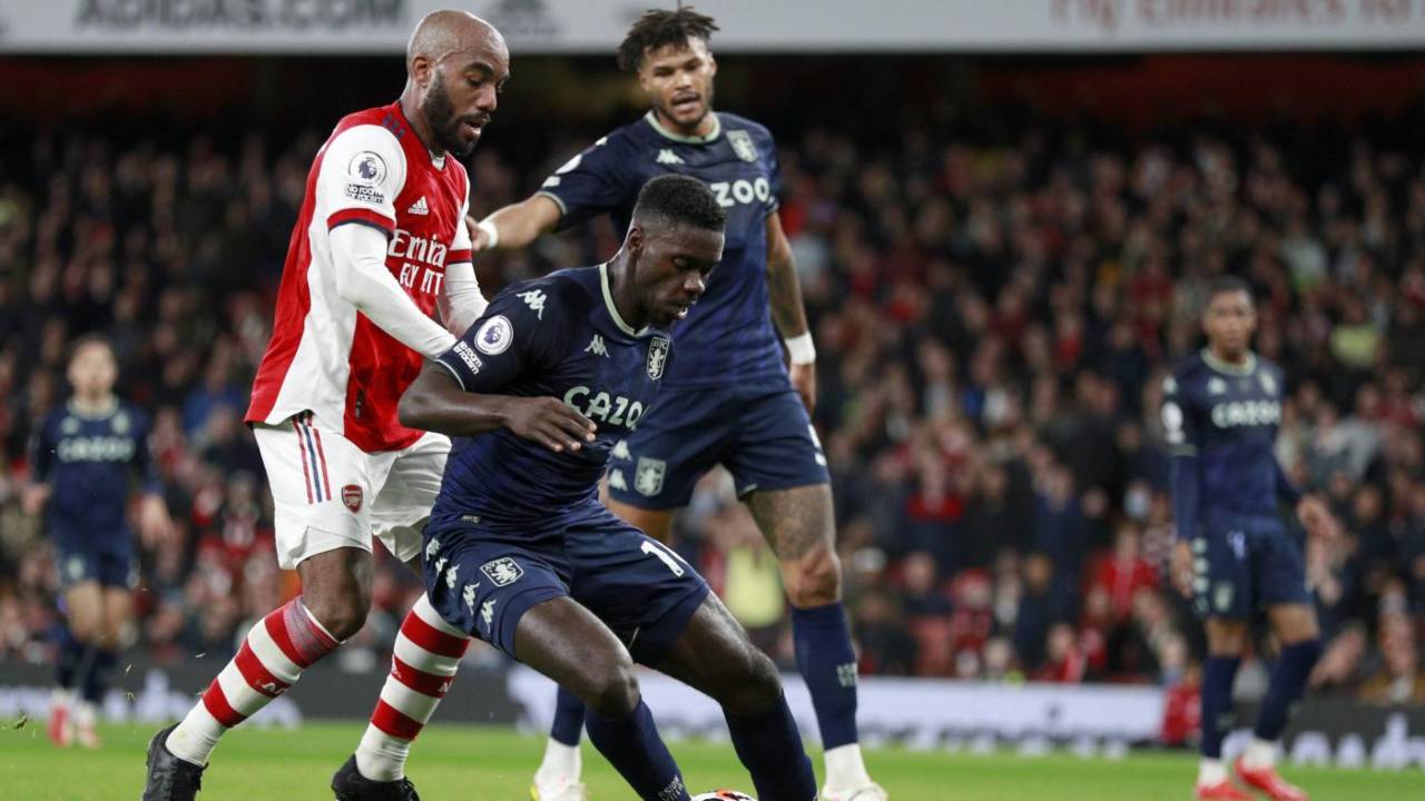 Axel Tuanzebe in azione