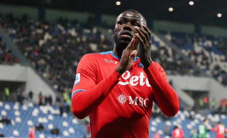 Kalidou Koulibaly rassicura i tifosi del Napoli 