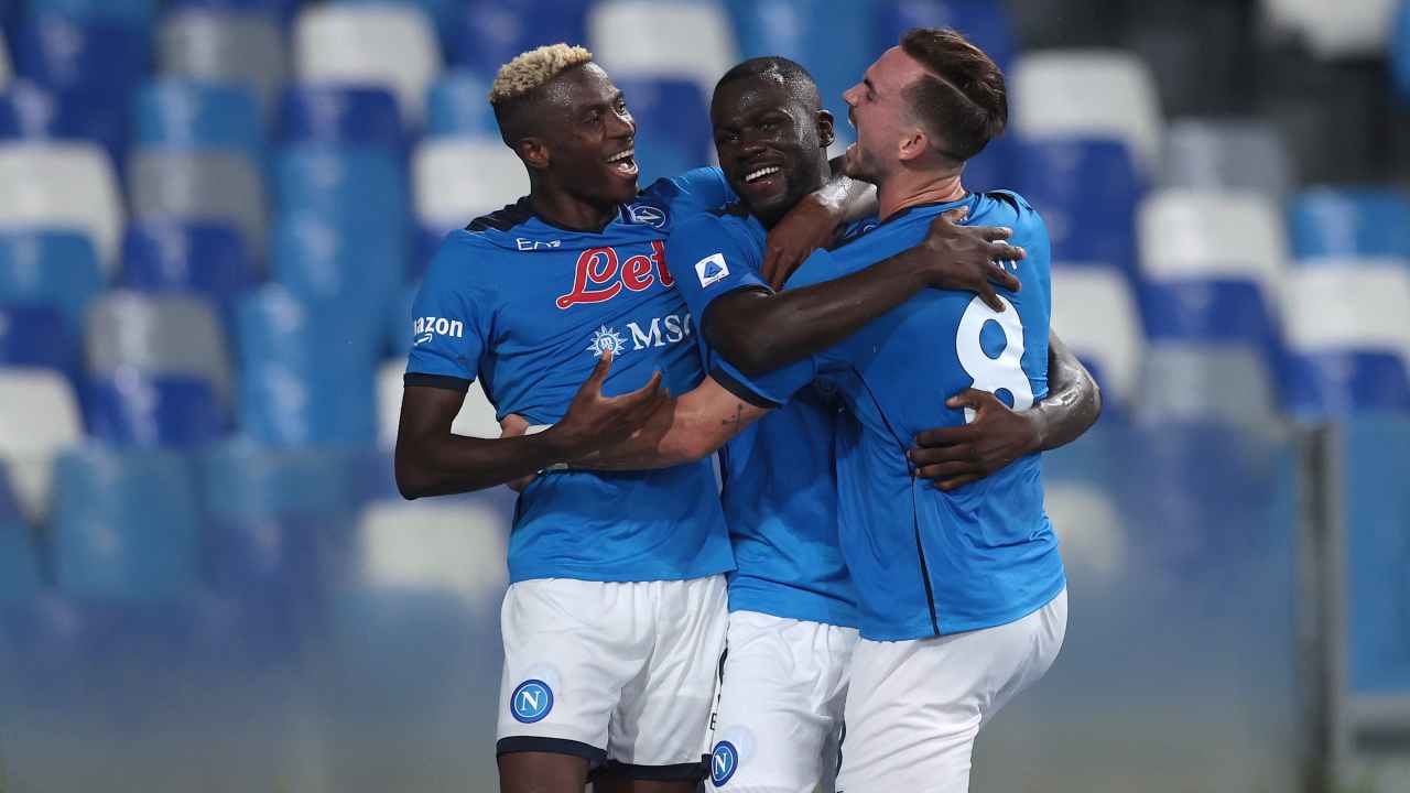 Osimhen, Koulibaly e Fabian Ruiz esultanza